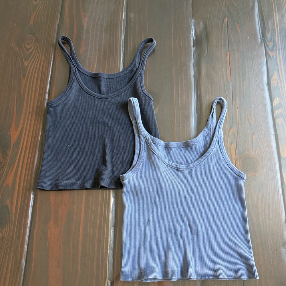 Brandy Melville Black and Gray Crop Tops